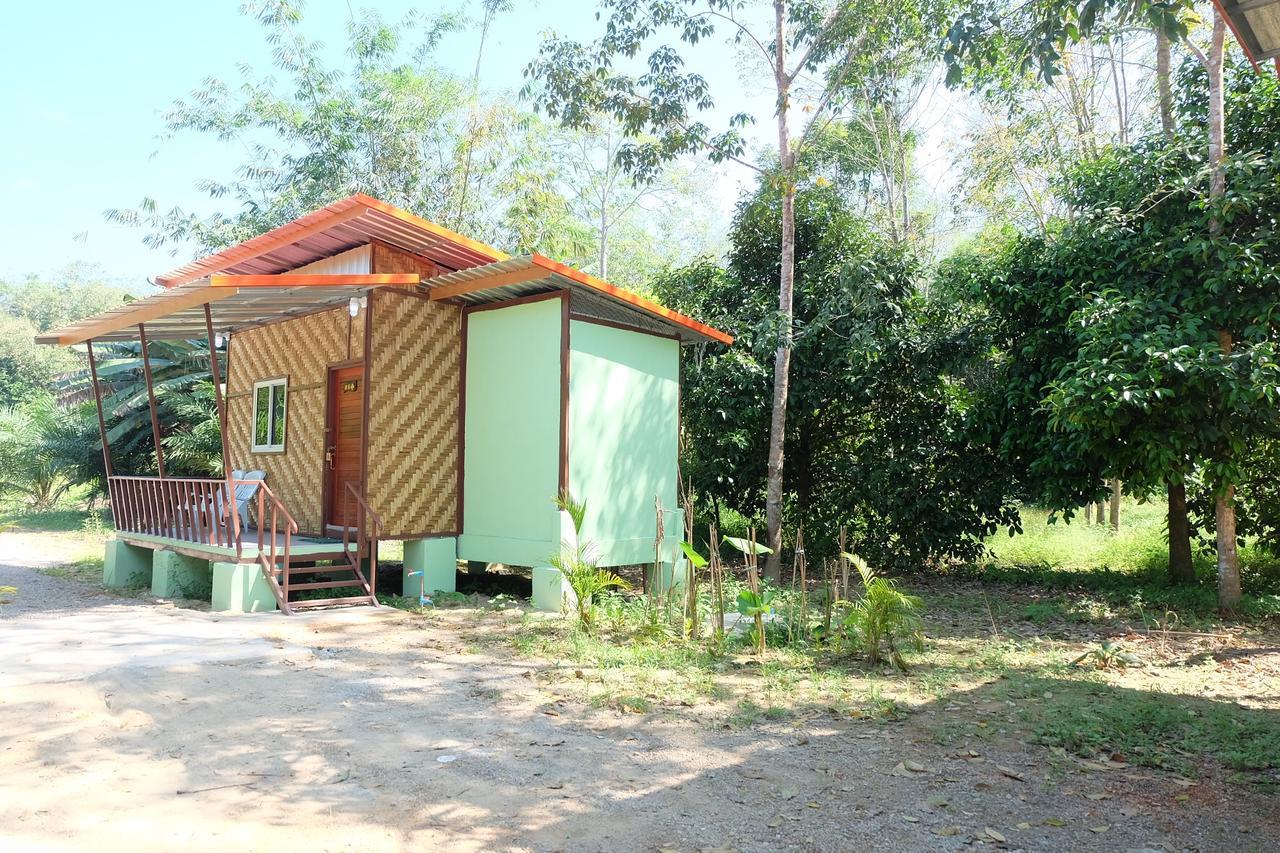 Khaosok Bamboo Huts Resort Khao Sok National Park Exterior photo