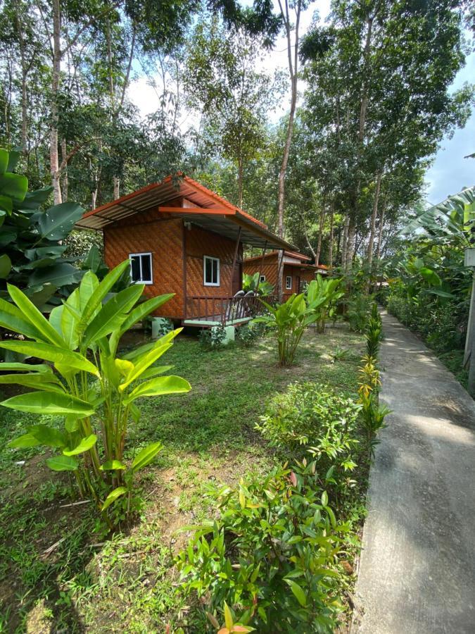 Khaosok Bamboo Huts Resort Khao Sok National Park Exterior photo